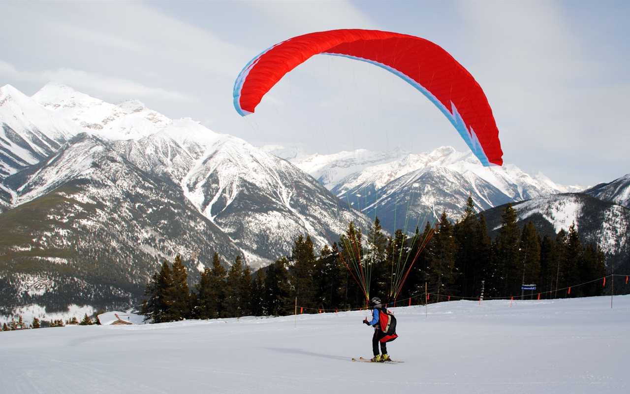 Paragliding